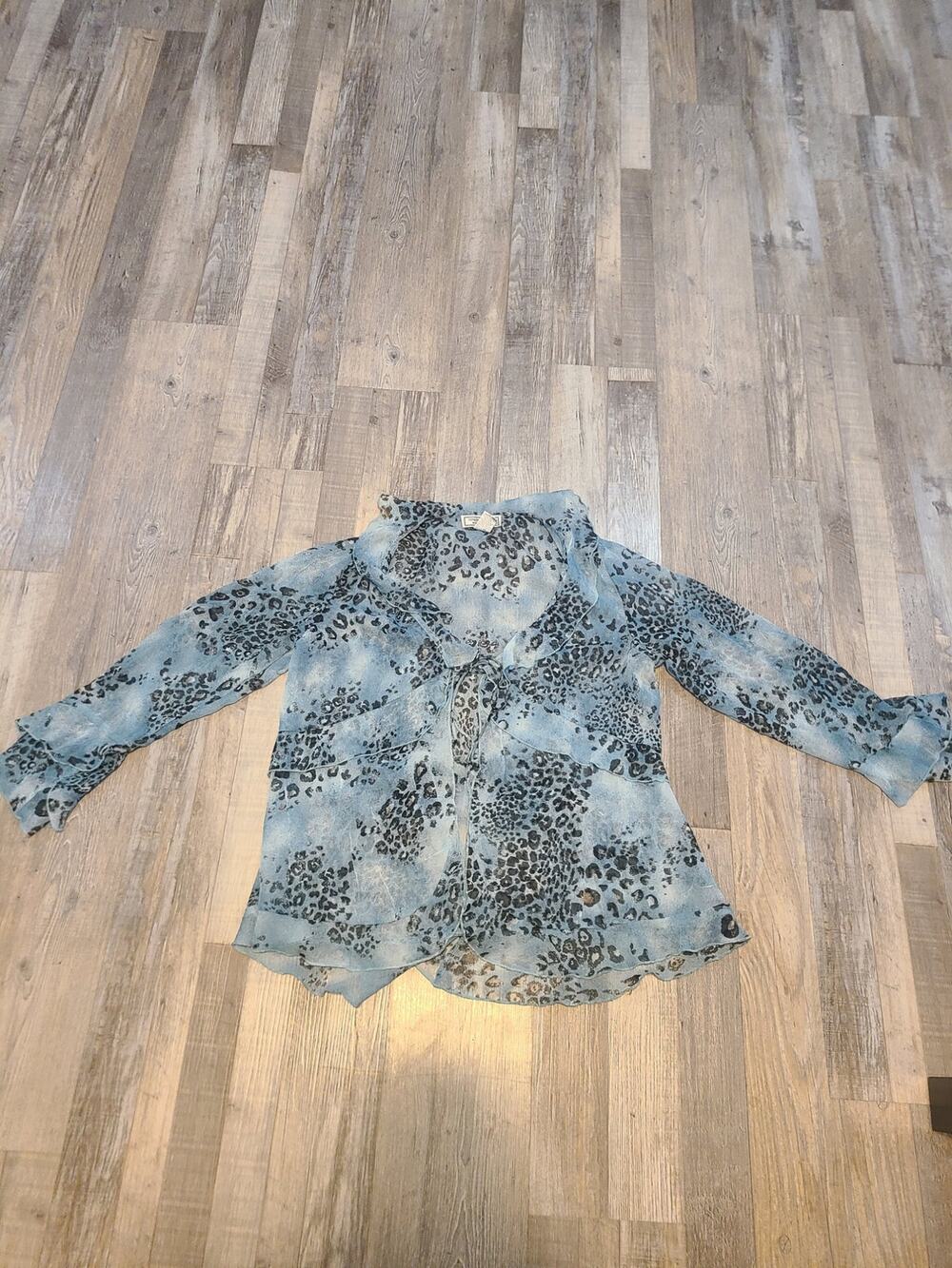 Simonton says medium women's sheer open printed cardigan